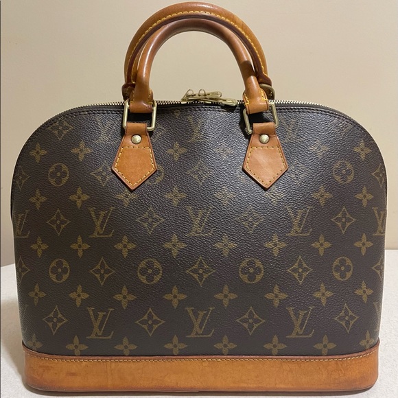 Louis Vuitton Handbags - Louis Vuitton Alma PM Monogram